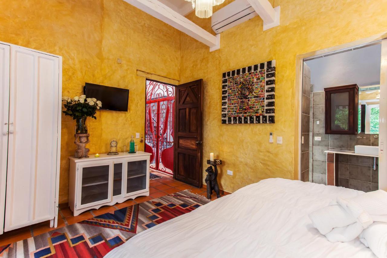 פוארטו ואלארטה Garlands Del Rio Riverside Boutique Hotel מראה חיצוני תמונה